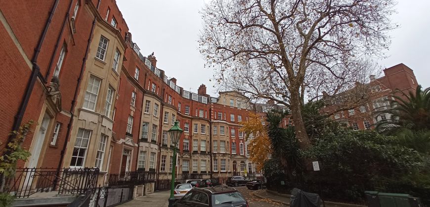 3 Bed Flat For Sale in Egerton Place, London SW3