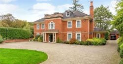 7 Bed Villa For Sale in Fulmer Common Road, Fulmer SL3