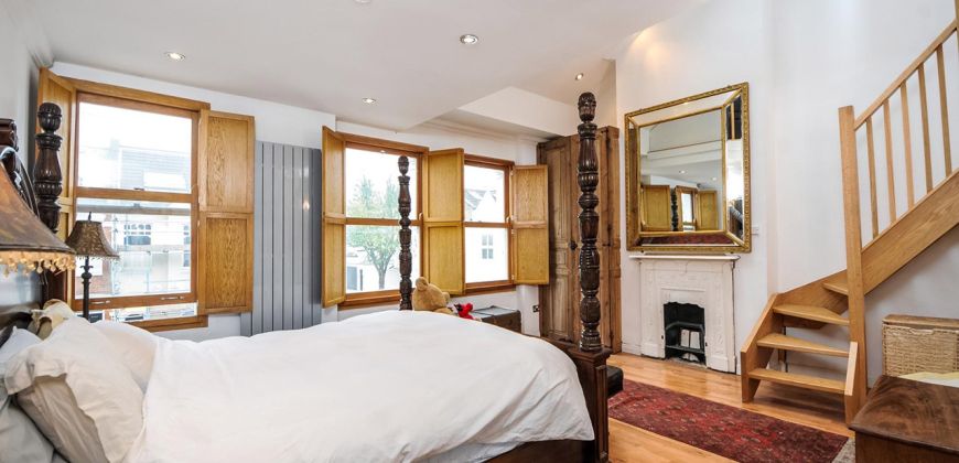 4 Bed Terraced House For Sale in Stephendale Road, London SW6